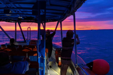 Tropical Light Sundowner Cruise With Drinks Included - Darwin Holiday 5