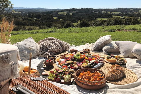 A Picnic In Byron Bay - Darwin Holiday 0