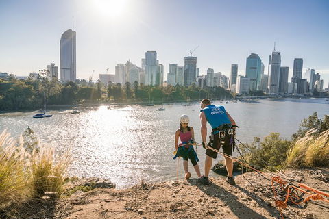 Abseiling The Kangaroo Point Cliffs In Brisbane - Darwin Holiday 1