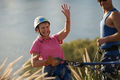 Abseiling The Kangaroo Point Cliffs In Brisbane - Darwin Holiday 2