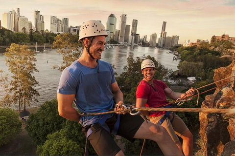 Abseiling The Kangaroo Point Cliffs In Brisbane - Darwin Holiday 5