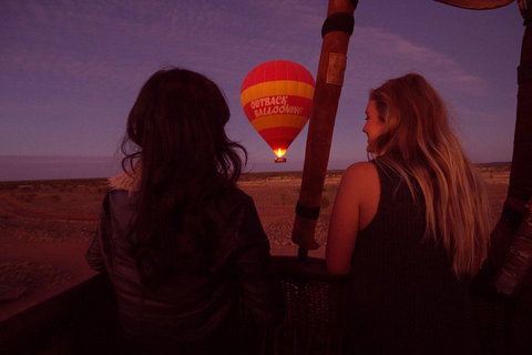 Early Morning Ballooning In Alice Springs - Darwin Holiday 1