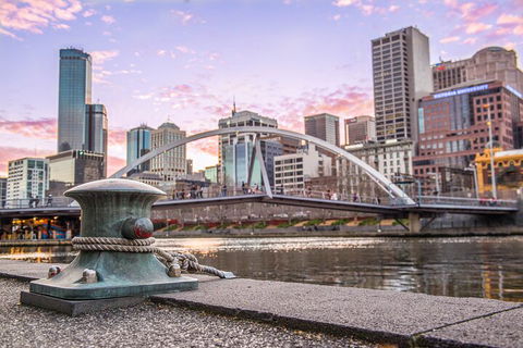 Summer Twilight Cruise On The Yarra River - Darwin Holiday 4