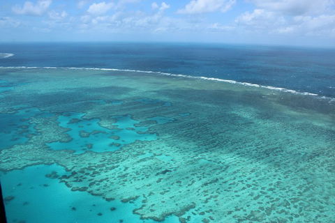 Reef And Island Scenic Flight From Airlie Beach - Darwin Holiday 1