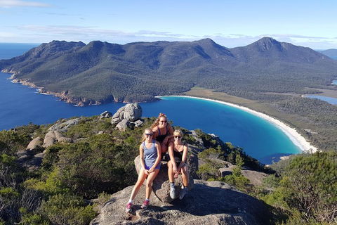 6-Day Tasmanian Explorer Adventure Tour From Hobart - Darwin Holiday 1