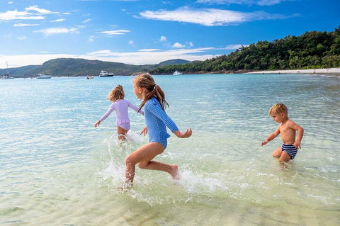 Whitehaven Beach And Daydream Island Cruise - Darwin Holiday 3