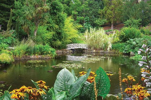 Hobart Half-Day Sightseeing Coach Tram Tour - Darwin Holiday 0