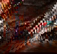 Melbourne After Dark 2-hour walking tour - Darwin Holiday