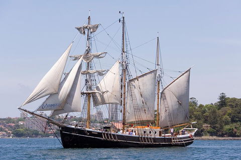 Sydney Harbour Tall Ship Afternoon Discovery Cruise - Darwin Holiday 2