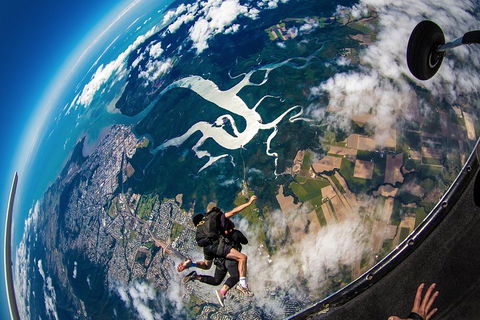 Reef And Rainforest Tandem Sky Dive In Cairns - Darwin Holiday 5