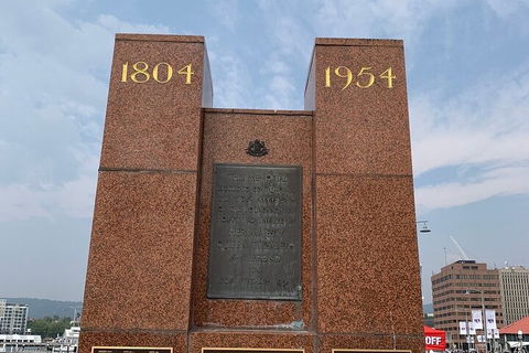 2-Hour Small-Group Walking Tour Of Hobart - Darwin Holiday 0