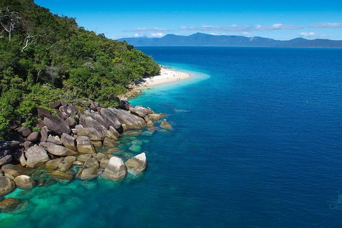 Fitzroy Island Catamaran Transfers From Cairns - Darwin Holiday 1