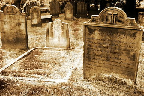Southport Cemetery Paranormal Activity Tour QUEENSLAND - Darwin Holiday 0