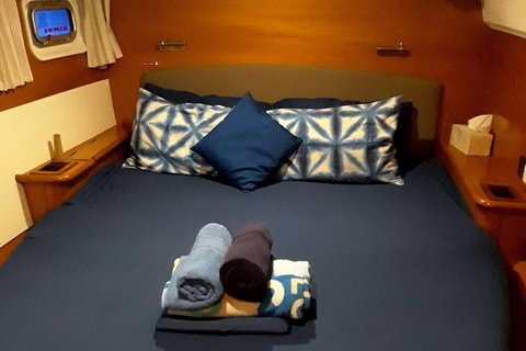 2-Night Whitsundays Sailing Adventure: Whitsunday Getaway - Darwin Holiday 1