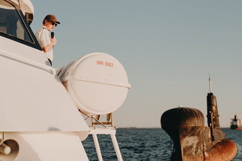 Phillip Island Twilight Cruise - Darwin Holiday 5