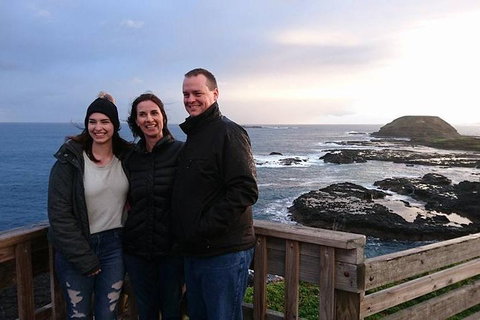 Phillip Island Medium Size Group Tour - Darwin Holiday 0