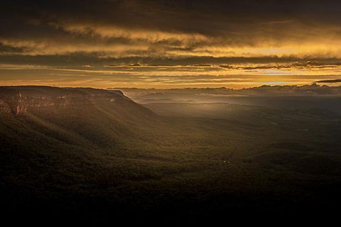 Blue Mountains Small Group Tour Enjoy A Sleep In, Waterfalls, Sunset & Dinner - Darwin Holiday 3