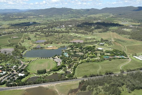 Hunter Valley Wine Country Helicopter Flight From Cessnock - Darwin Holiday 2