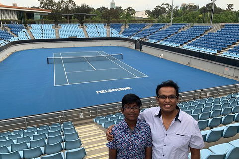 Melbourne Sports Experience + Free MCG Tour - Darwin Holiday 2
