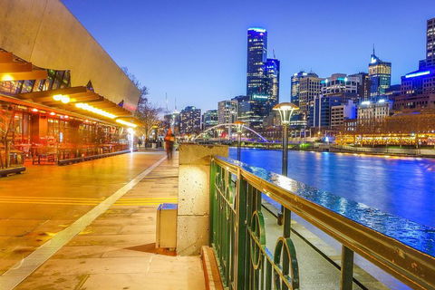 Melbourne By Night - Darwin Holiday 0