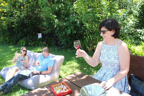 Deluxe Winery Tour To Tamborine Mountain, Includes Gourmet Two Course Lunch - Darwin Holiday 0