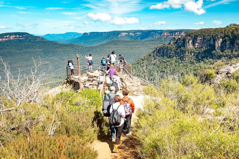 Small-Group Blue Mountains Day Trip From Sydney With Wildlife Park - Darwin Holiday 1