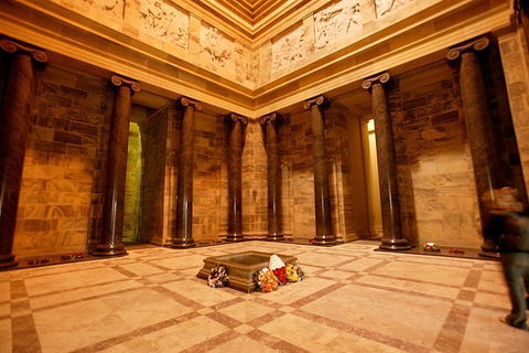 Shrine Cultural Guided Tour In Melbourne - Darwin Holiday 4