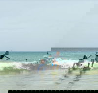 Private Beginners Surf Lessons Noosa World Surf Reserve - Darwin Holiday