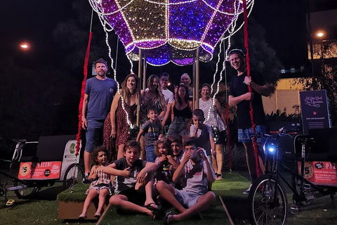 Christmas Lights Rickshaw Tour In Perth - Darwin Holiday 3