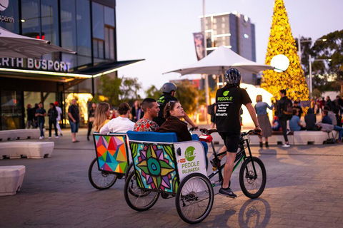 Christmas Lights Rickshaw Tour In Perth - Darwin Holiday 5