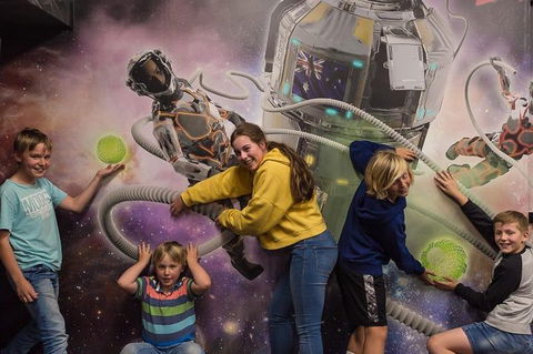 Best VR Escape Room Melbourne | 60 Minutes To Escape | Fun For The Whole Family - Darwin Holiday 1