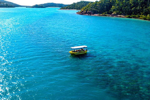 Airlie Beach Glass Bottom Boat Tour - Darwin Holiday 2