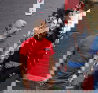 Afternoon in Melbourne Small Group Booze and History Tour - Darwin Holiday